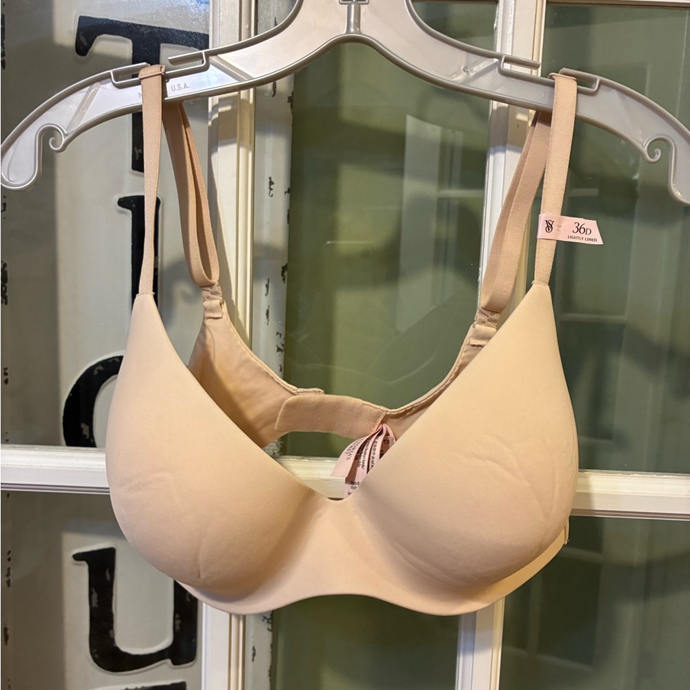 NWT Victoria's Secret Body by Victoria Lightly Lined Demi Bra 36D Nude Beige